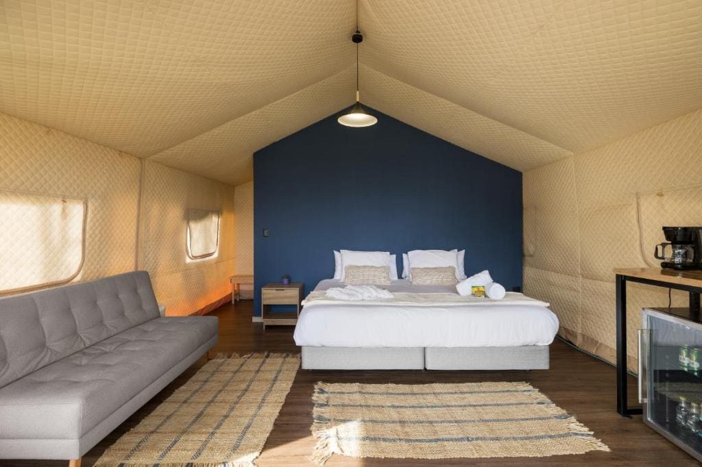 Bungalow with Garden View room - Image 1
