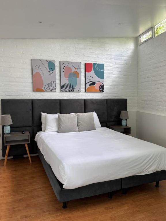 Superior Double Room room - Image 3