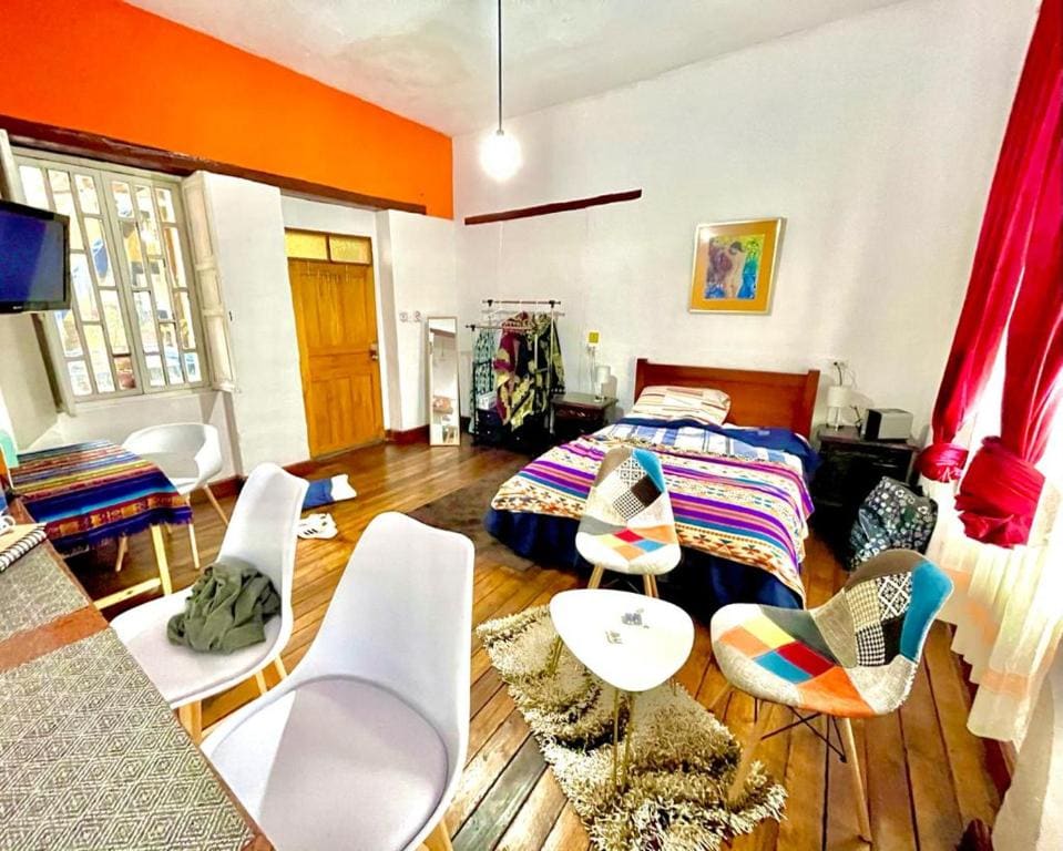 Apartment room - Image 1
