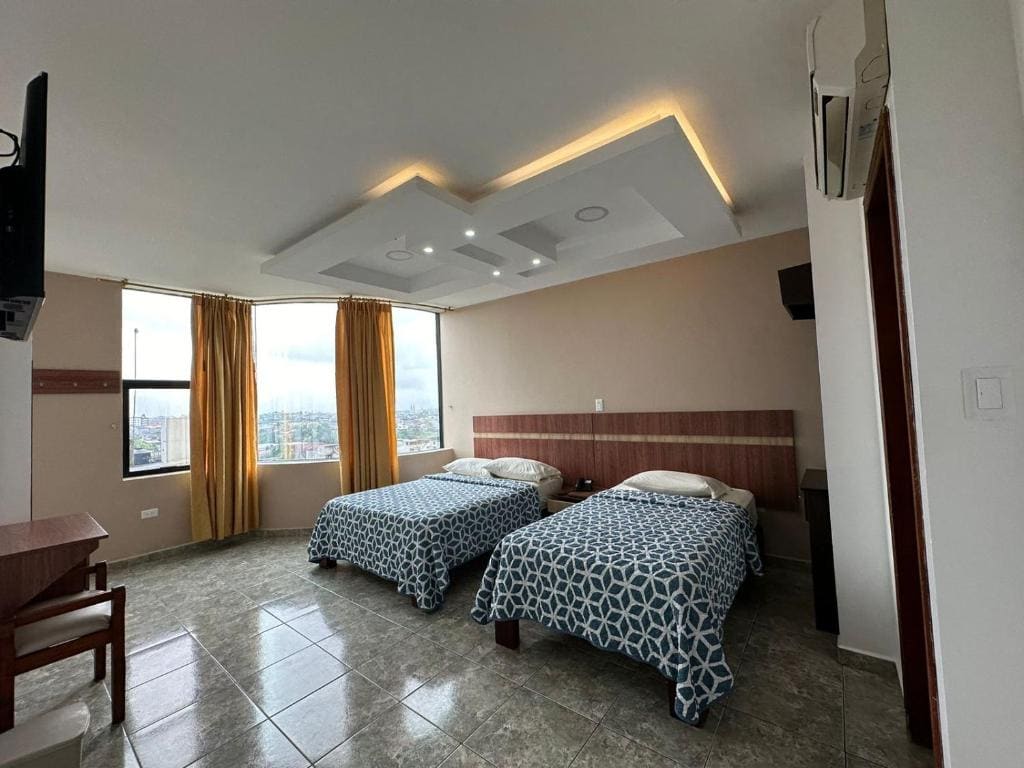 Room room - Image 3