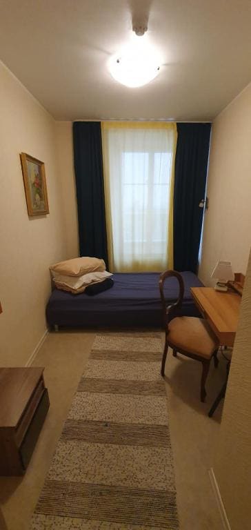 Standard Single Room with Shared Bathroom room - Image 3