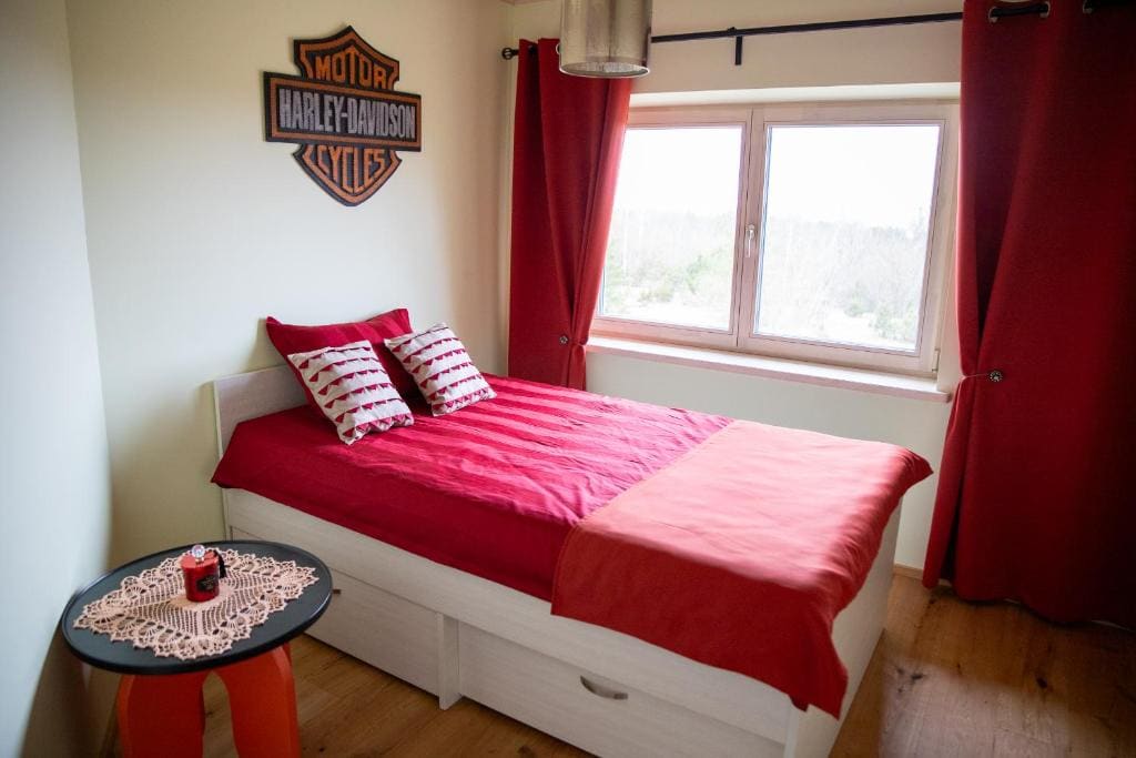 Single Room with Sea View room - Image 3