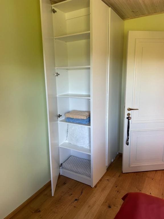 Single Room with Sea View room - Image 1