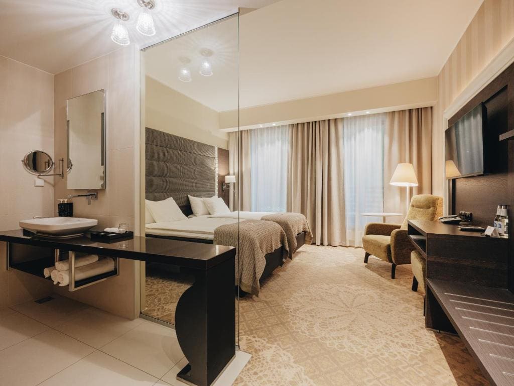 Classic Double or Twin Room with Spa Access room - Image 1