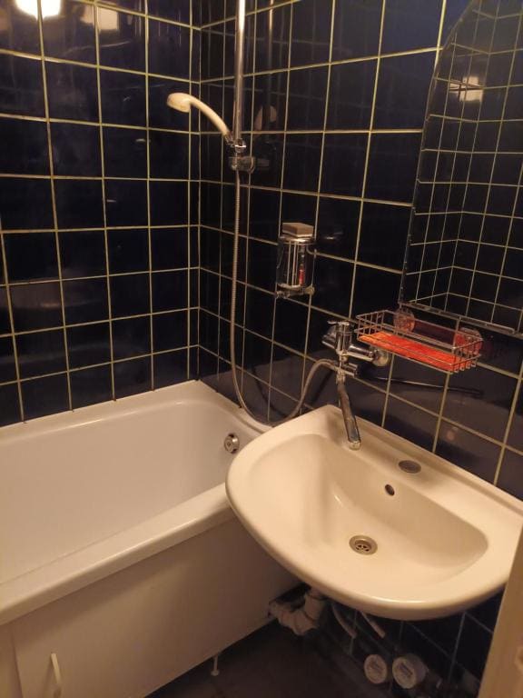 Triple Room with Bathroom room - Image 1