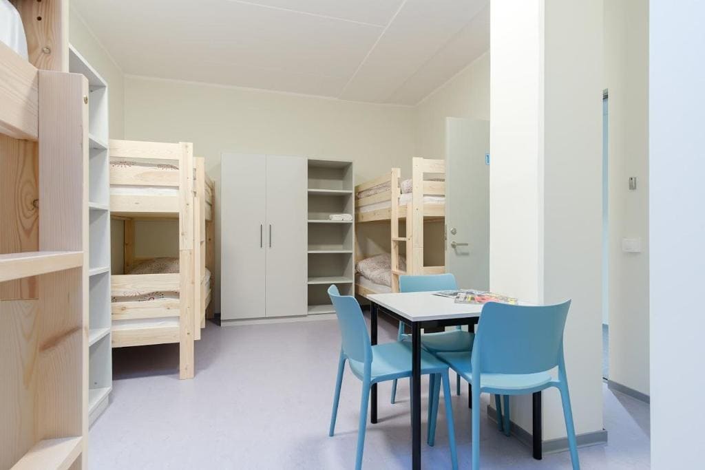 Family Room room - Image 2