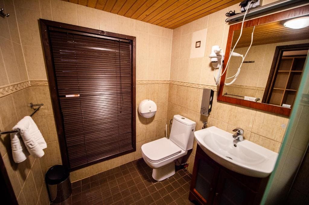 Family Room room - Image 1