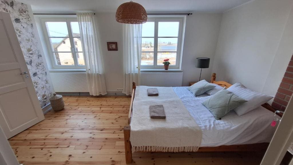 Double Room with Garden View room - Image 3