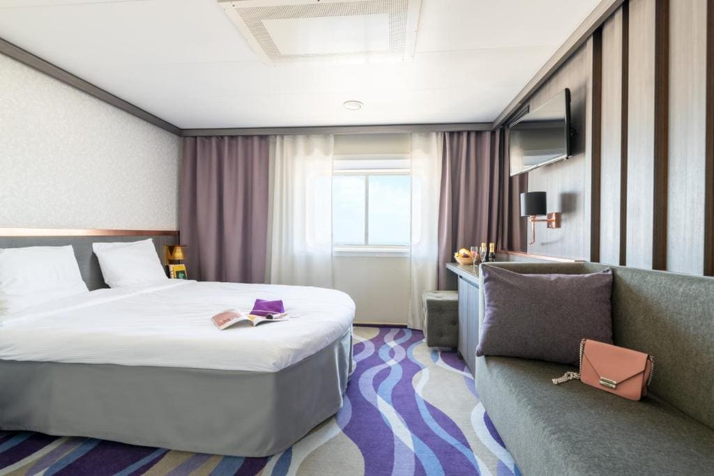 Deluxe Cabin room - Image 1