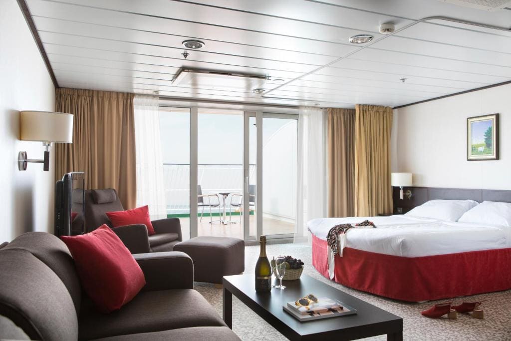 Executive Suite room - Image 3