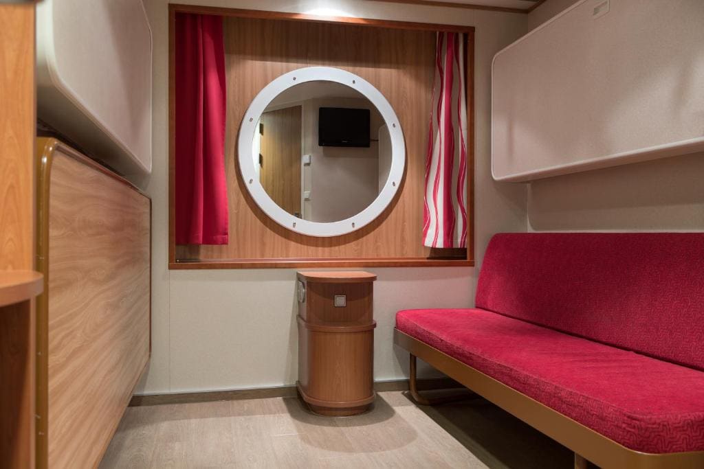 Standard Inside Cabin room - Image 3