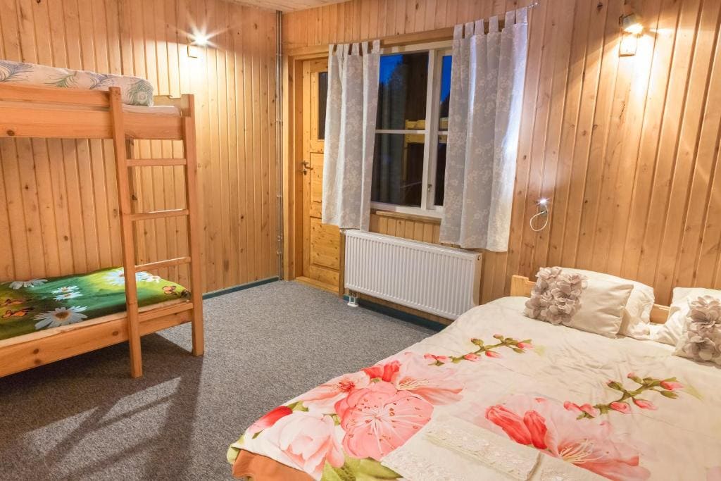 Holiday Home room - Image 2