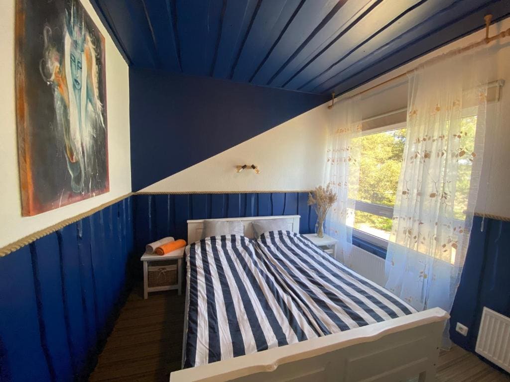 Double Room with Sea View room - Image 3