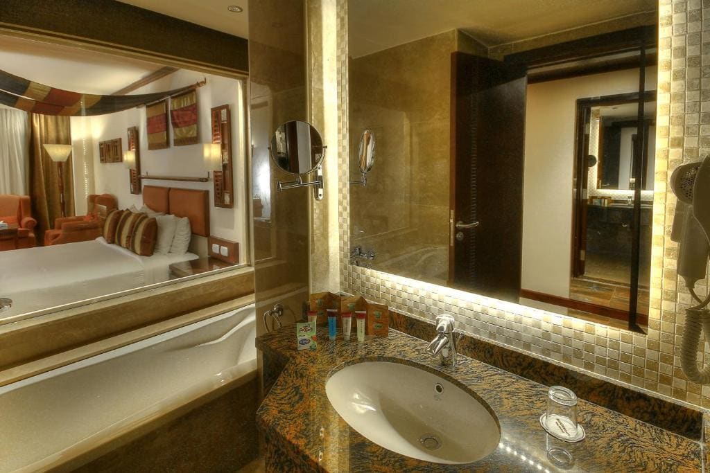 Suite room - Image 2