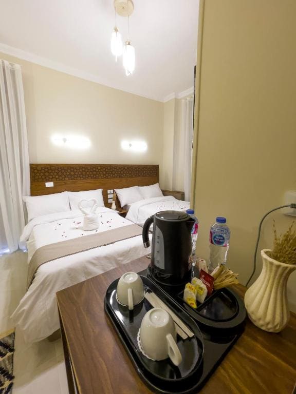 Double Room with Balcony room - Image 1