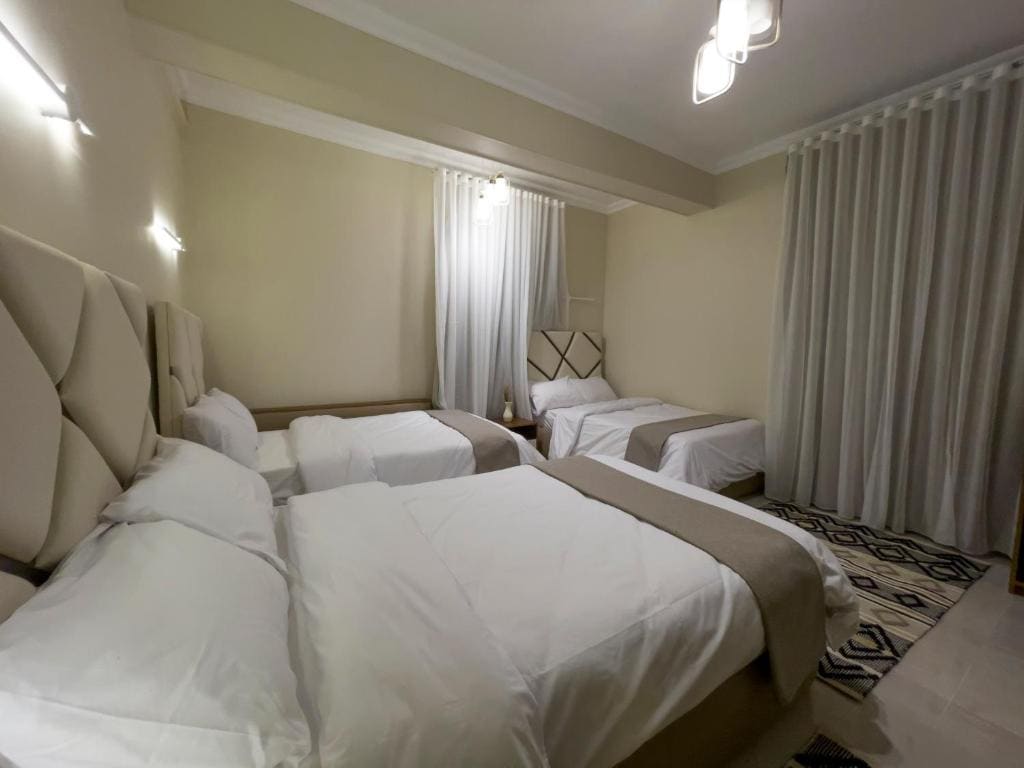 Triple Room with Garden View room - Image 1