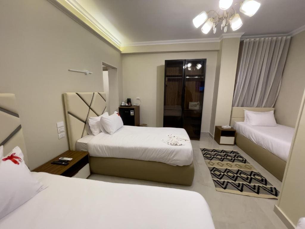 Quadruple Room with Garden View room - Image 1