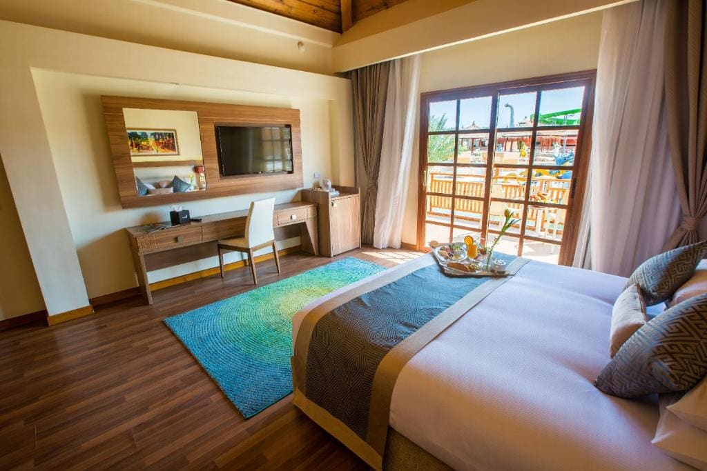Large Bungalow room - Image 1