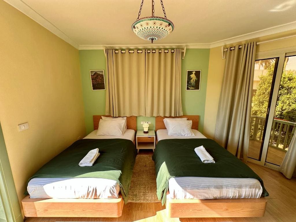 Deluxe Double Room with Balcony room - Image 1