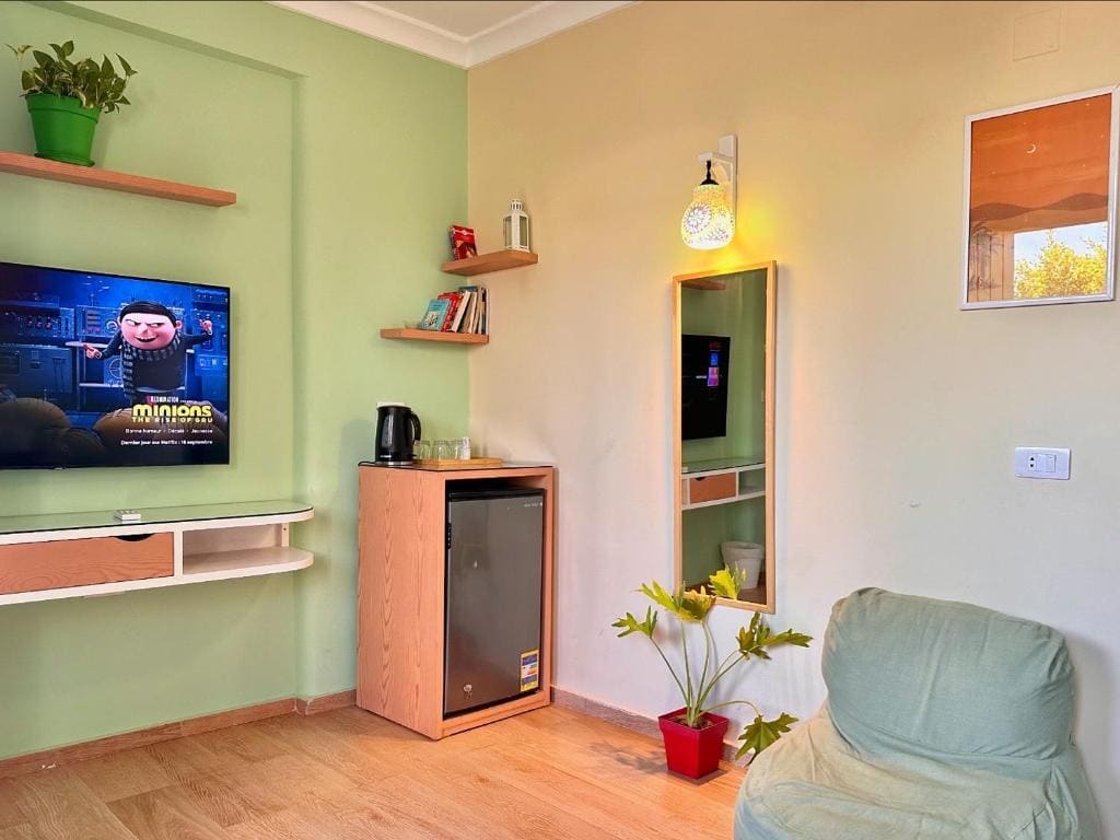 Deluxe Triple Room room - Image 2