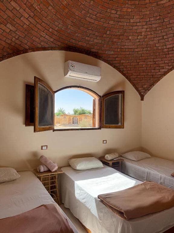 Comfort Triple Room room - Image 1