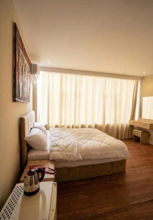 Double Room with Patio room - Image 2