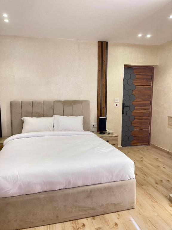 Deluxe Double Room room - Image 3