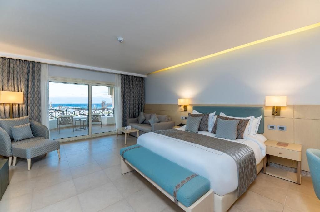 Deluxe Double or Twin Room with Sea View room - Image 1