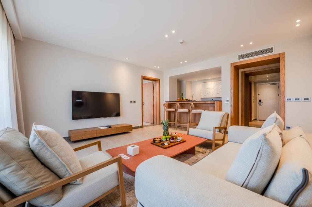 Executive Suite room - Image 3