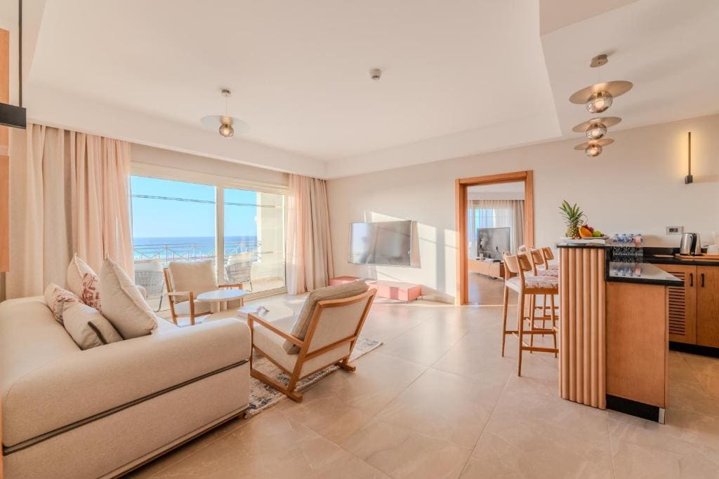 Royal Suite room - Image 2
