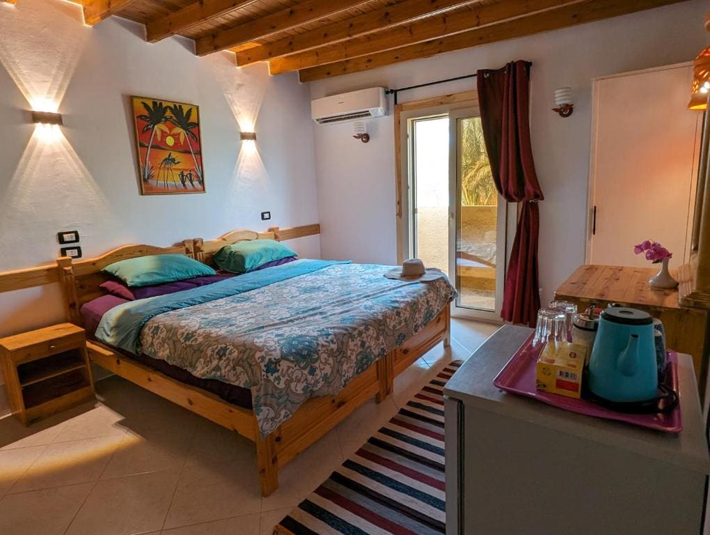 Double or Twin Room with Sea View room - Image 1