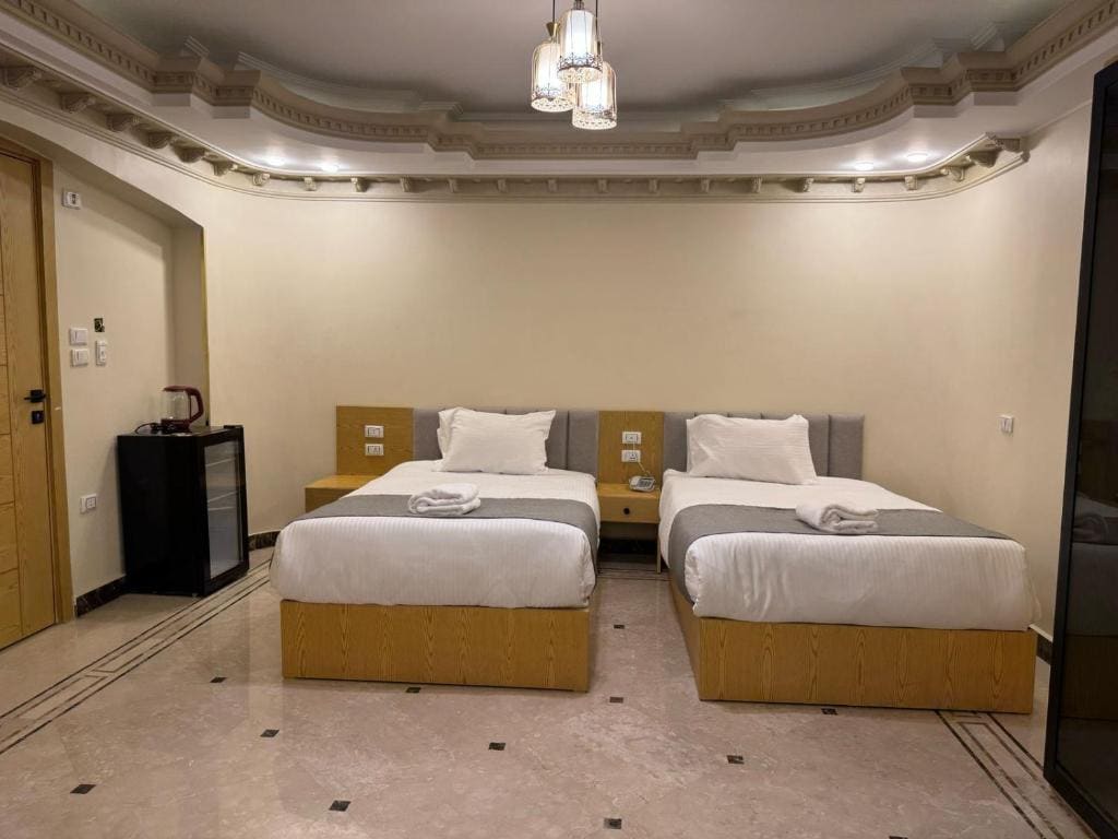 Junior Suite with Balcony room - Image 1