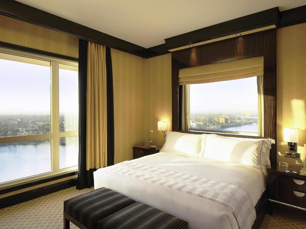 Fairmont Gold Suite with Nile View- Lounge access room - Image 1