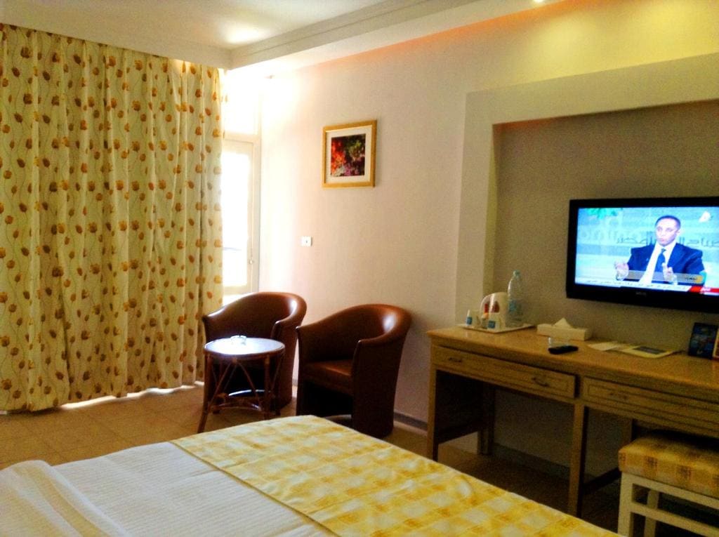 Deluxe Sea View Room room - Image 1