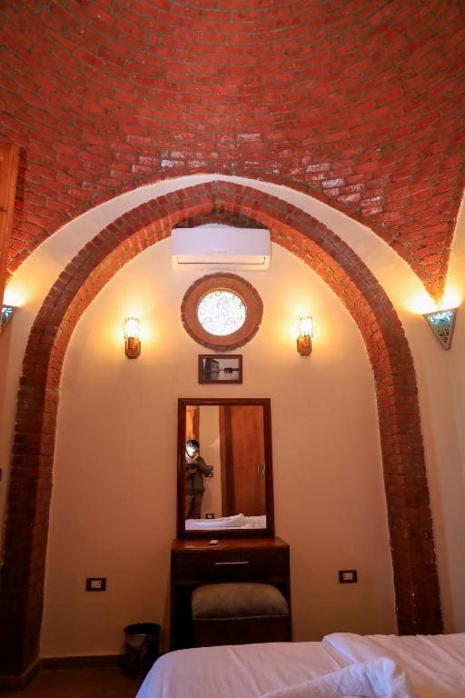 Large Double Room room - Image 2