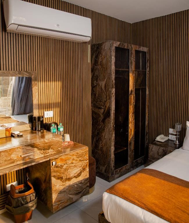 Sphinx Suite with Pyramids View room - Image 2