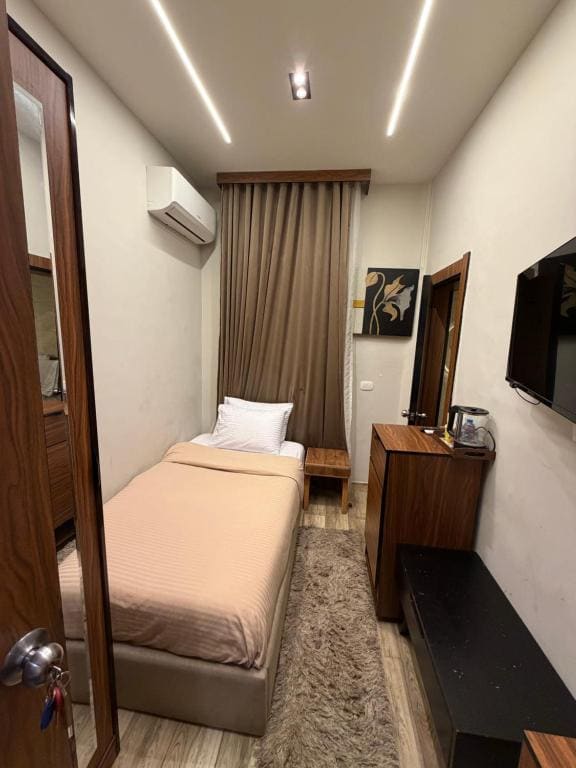 Economy Single Room room - Image 1
