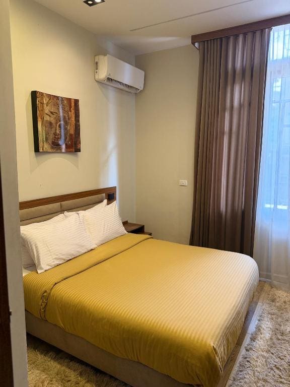 Deluxe Double Room with Balcony room - Image 2
