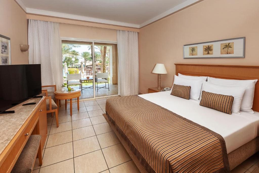 Superior Family Queen or Twin Garden view room - Image 1