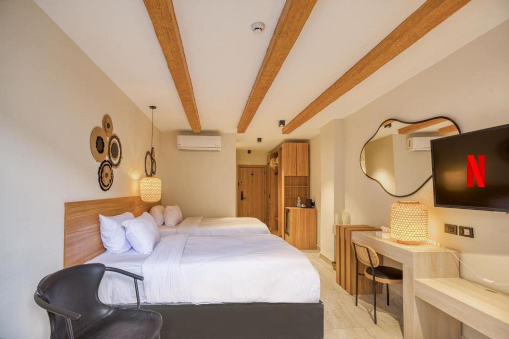Twin Room with City View room - Image 1