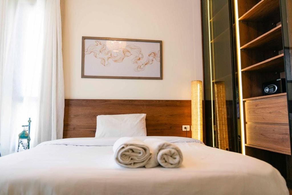 Suite with Pool View room - Image 2