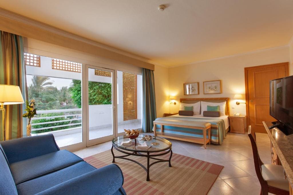 Deluxe Room room - Image 1