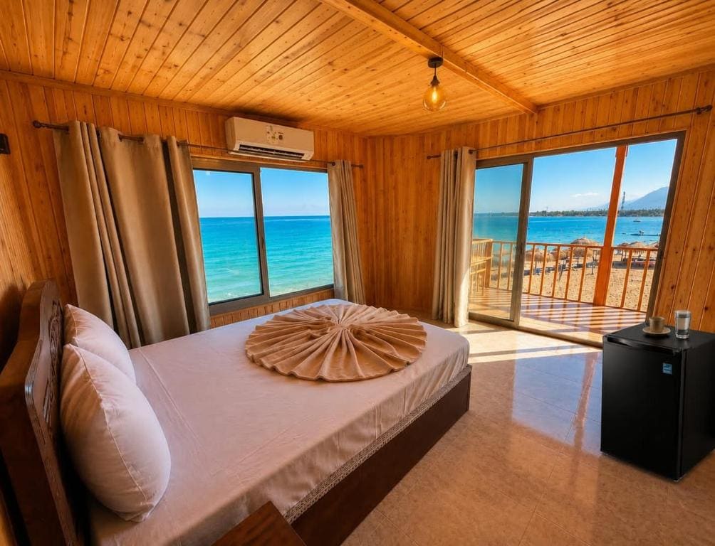 Double or Twin Room with Sea View room - Image 1