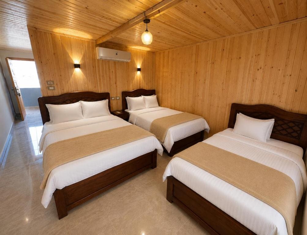 Triple Room with Balcony room - Image 2