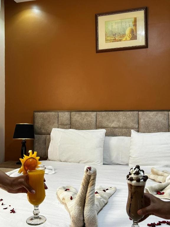 Deluxe Double or Twin Room room - Image 3