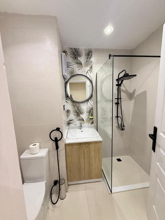 Deluxe Studio room - Image 3