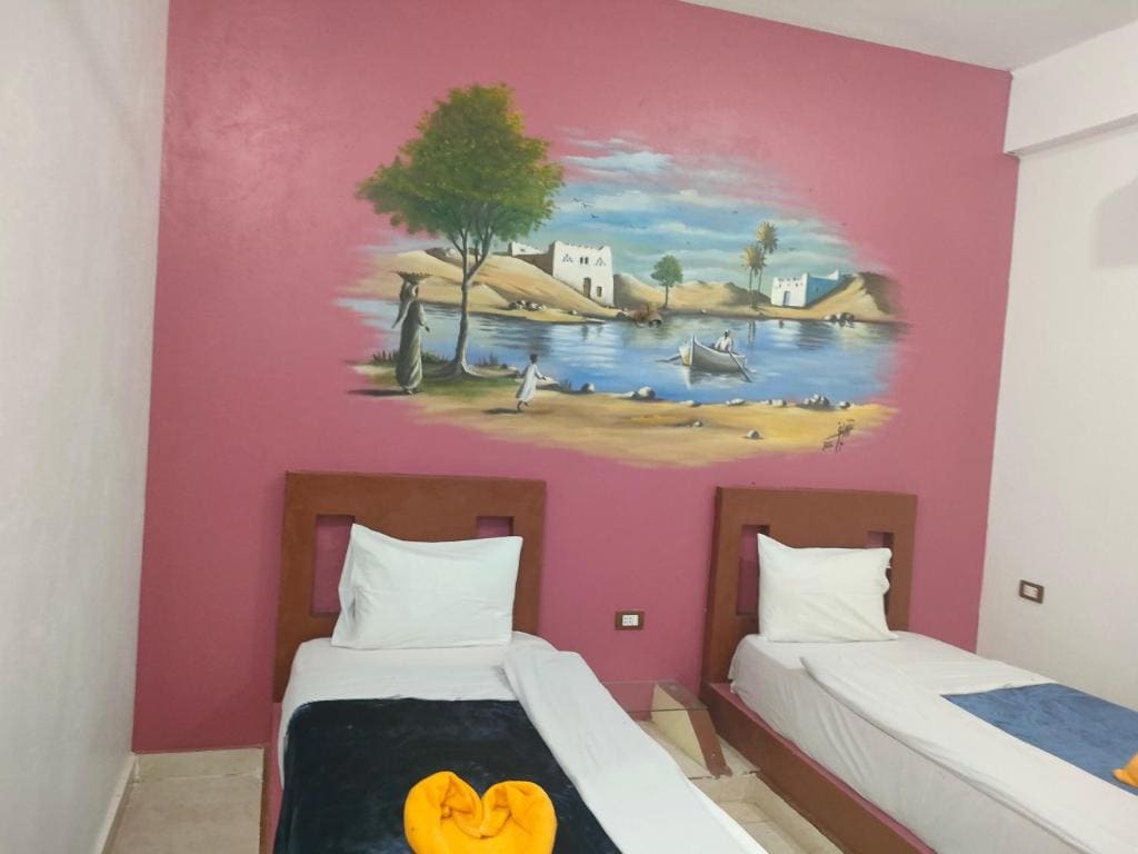 Double Room with Balcony room - Image 2
