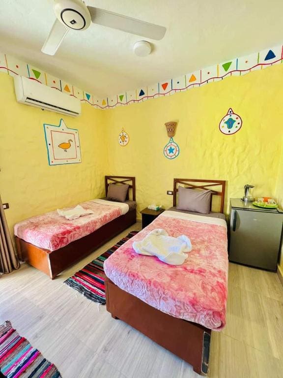 Double or Twin Room with View room - Image 2
