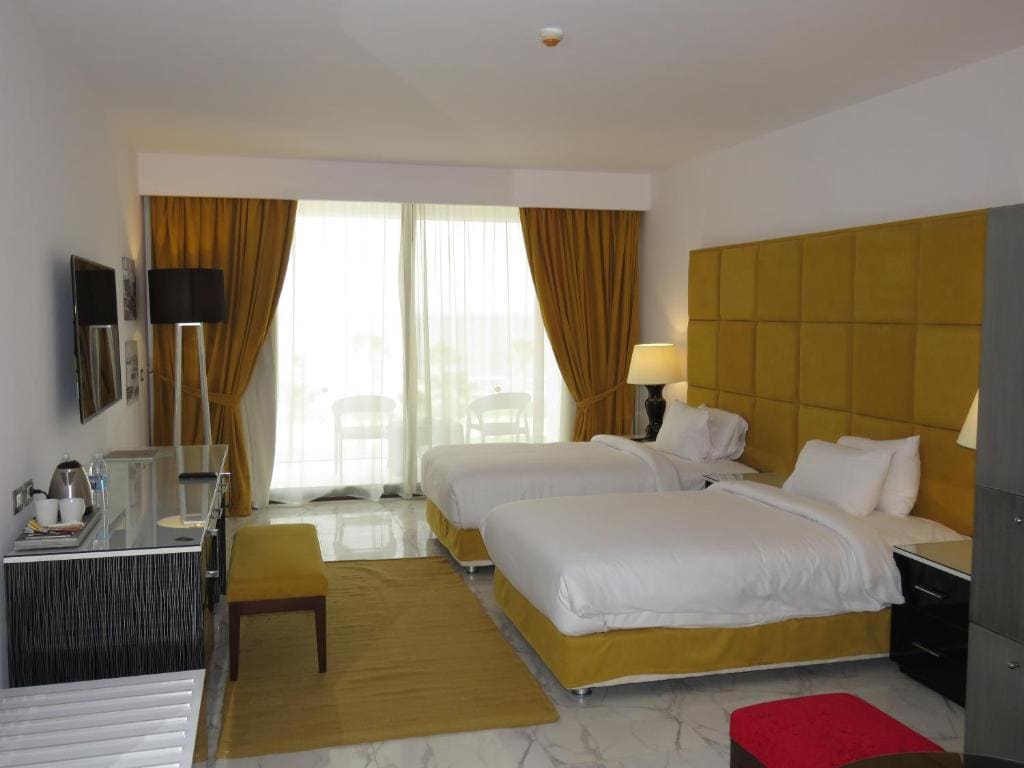 Family Room with Sea View room - Image 2