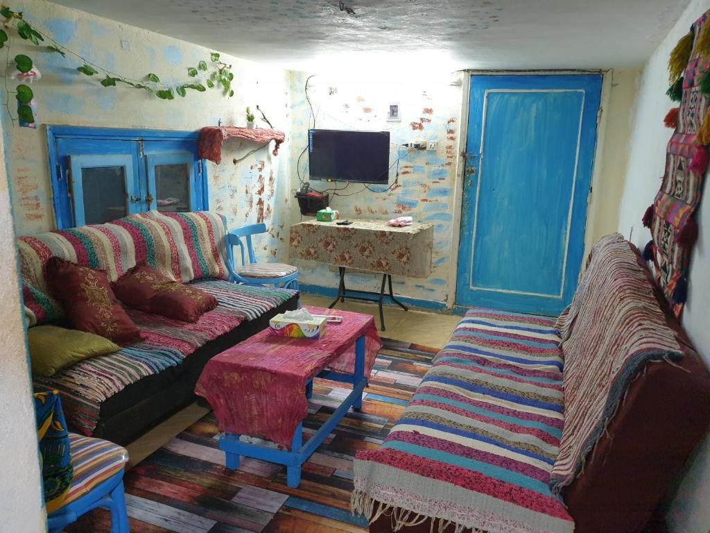 Apartment - Ground Floor room - Image 2